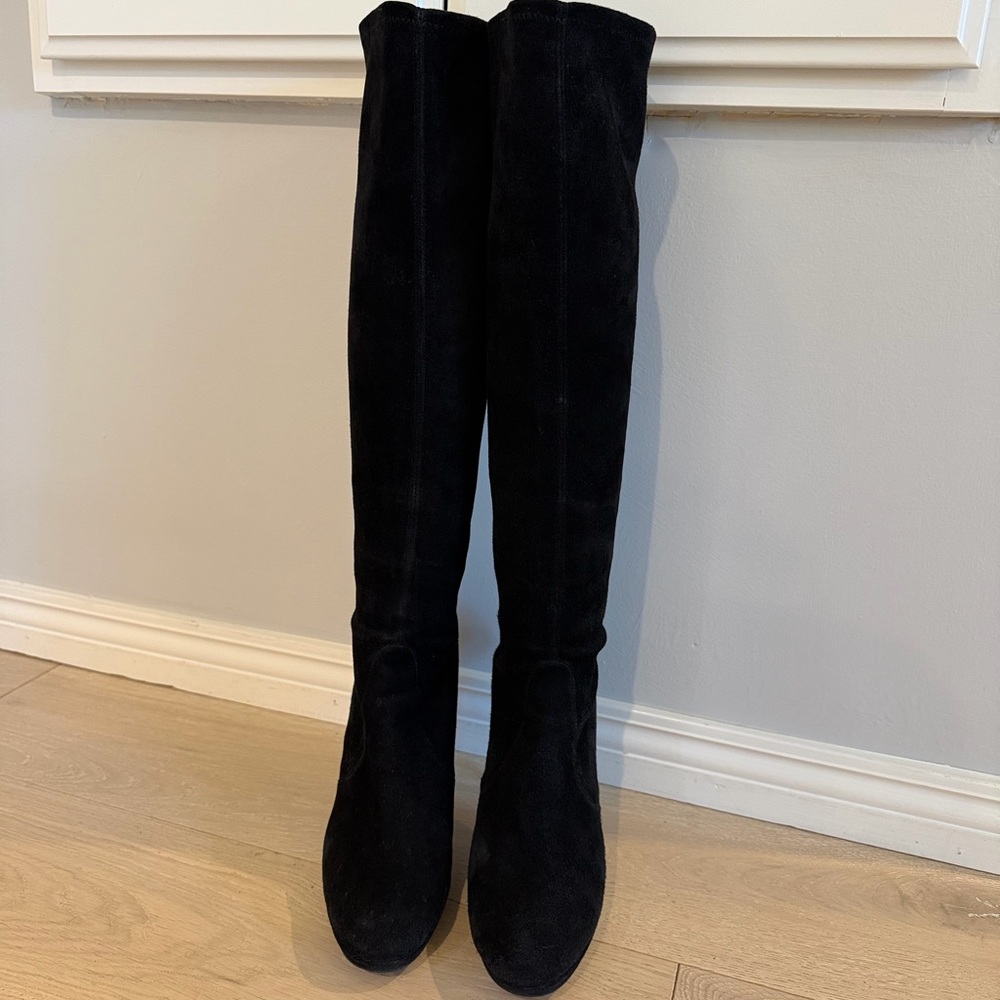 Stuart Weitzman Black Suede Give It Up Highland Knee High Heel Boots - Picture 3 of 6
